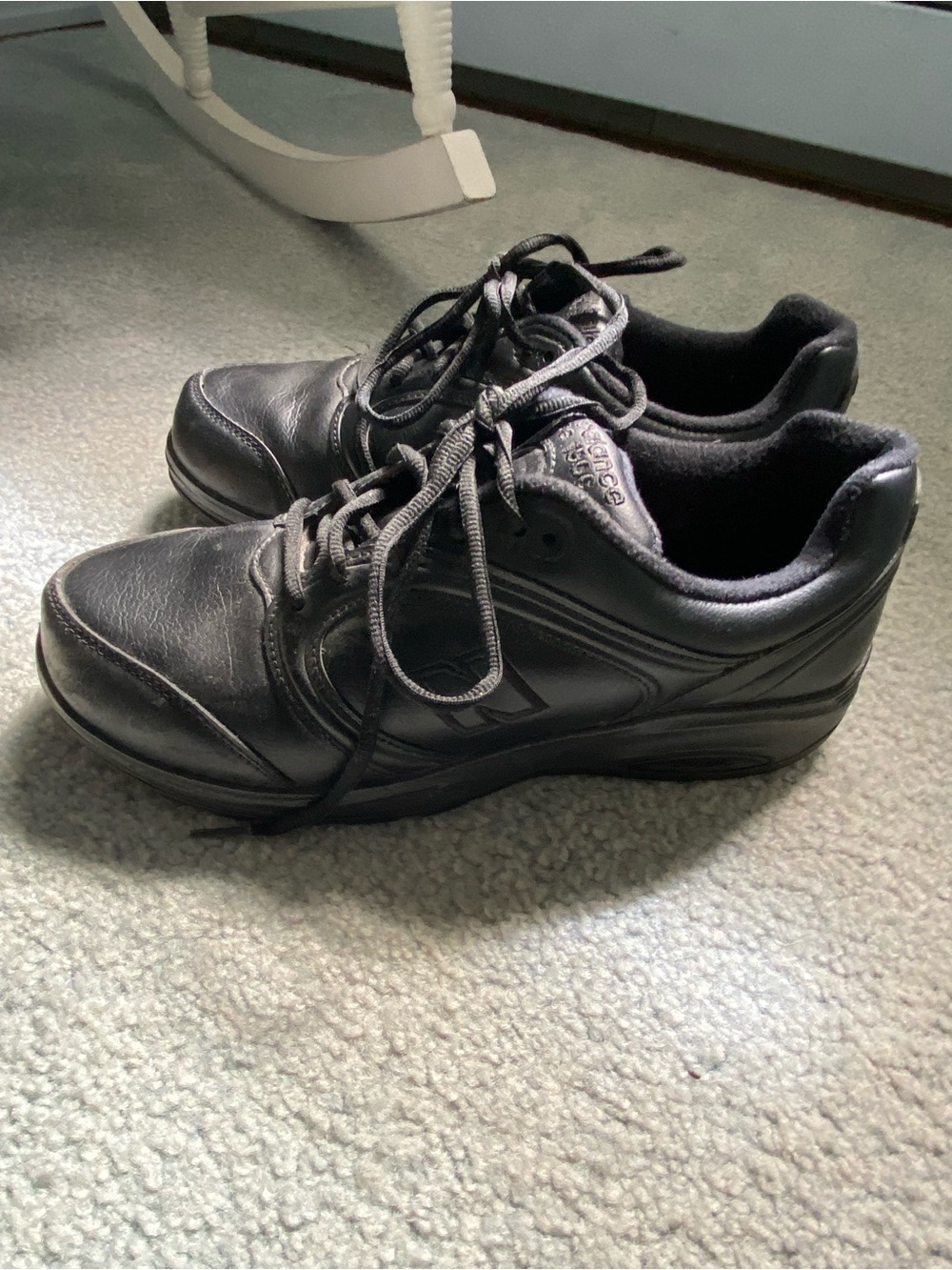 Women's Black Leather New Balance Walking Shoes